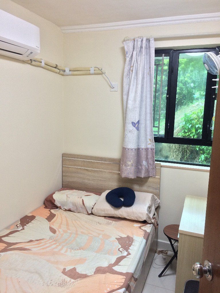 Rooms for Rent in a Spacious Village House - Tai Po/Tai Wo - Bedroom - Homates Hong Kong