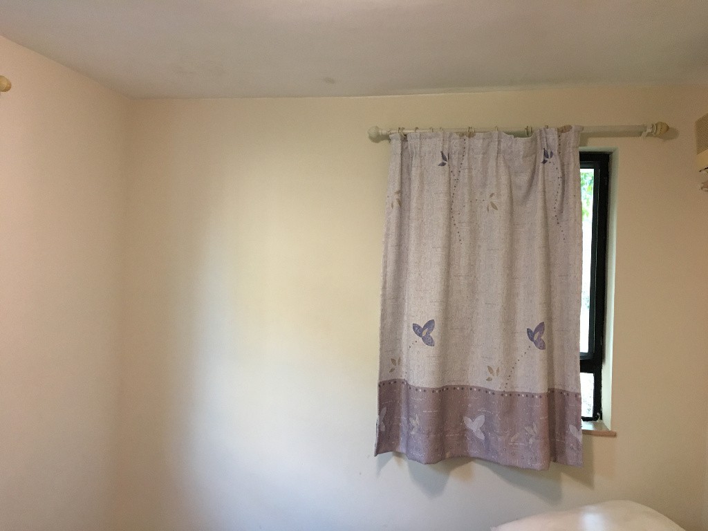 Rooms for Rent in a Spacious Village House - Tai Po/Tai Wo - Bedroom - Homates Hong Kong