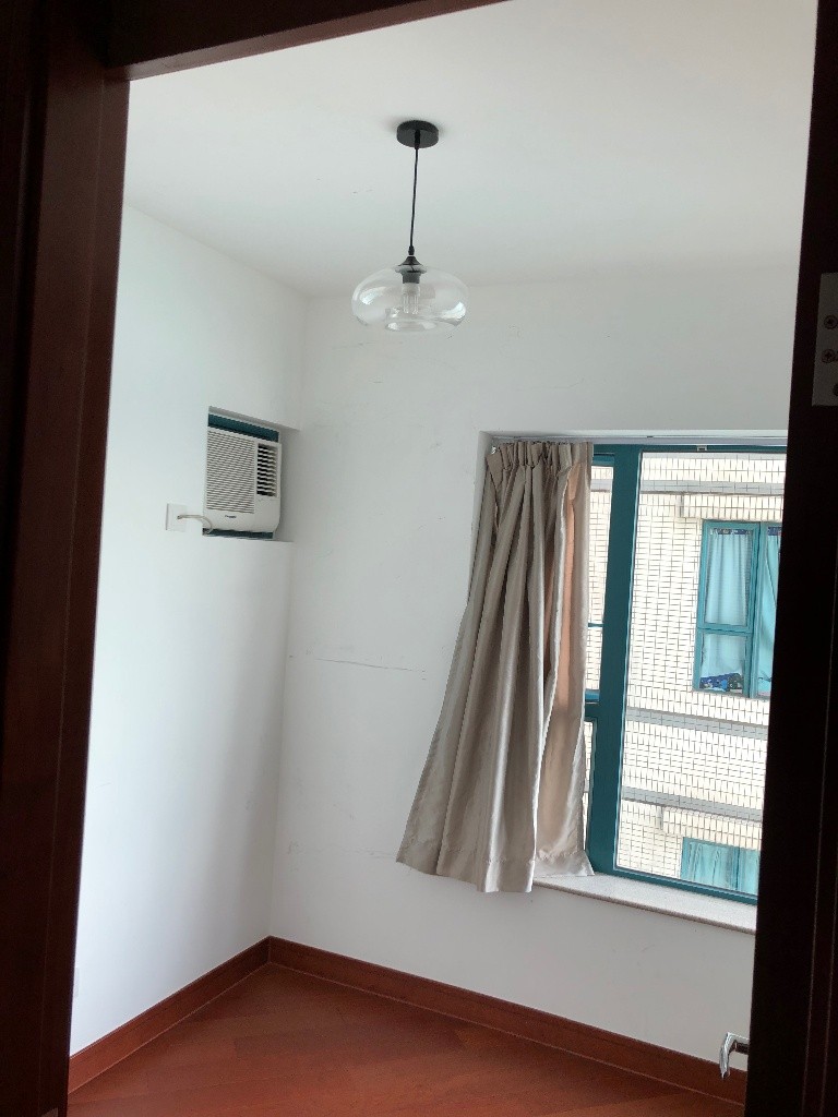 全新海景免傭合租 Luxury Harbourside Apartment to Share  - Olympus - Bedroom - Homates Hong Kong