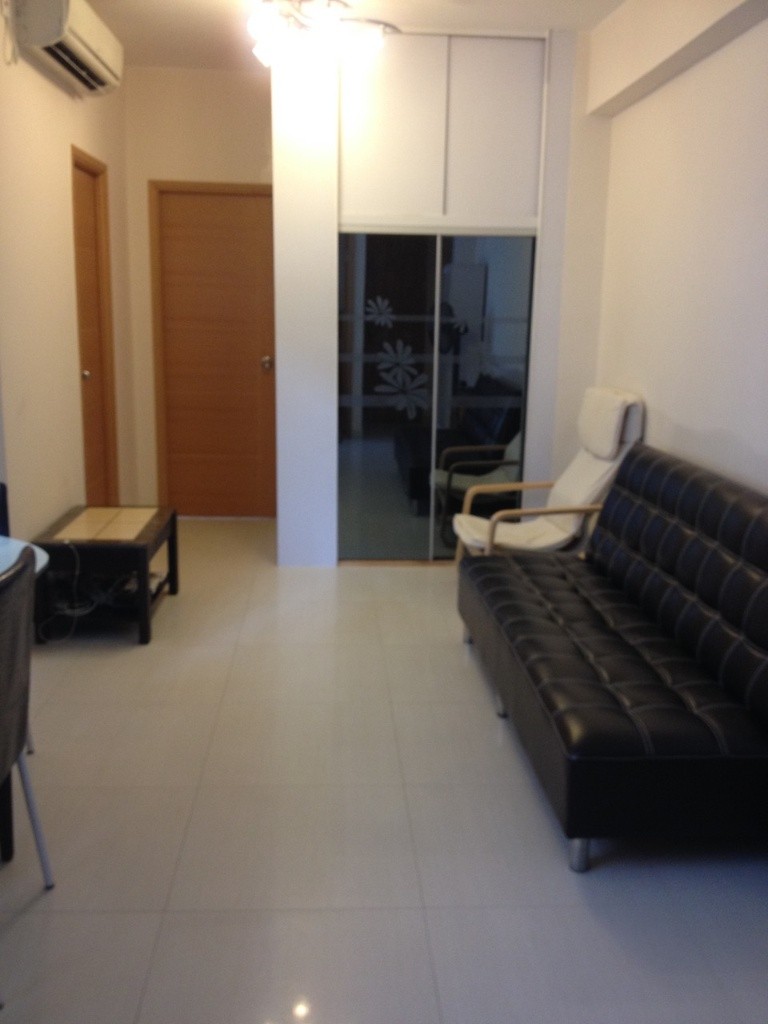 Spacious Master bedroom in a spacious 2BR flat available now, great neighborhood! - 湾仔 - 房间 (合租／分租) - Homates 香港