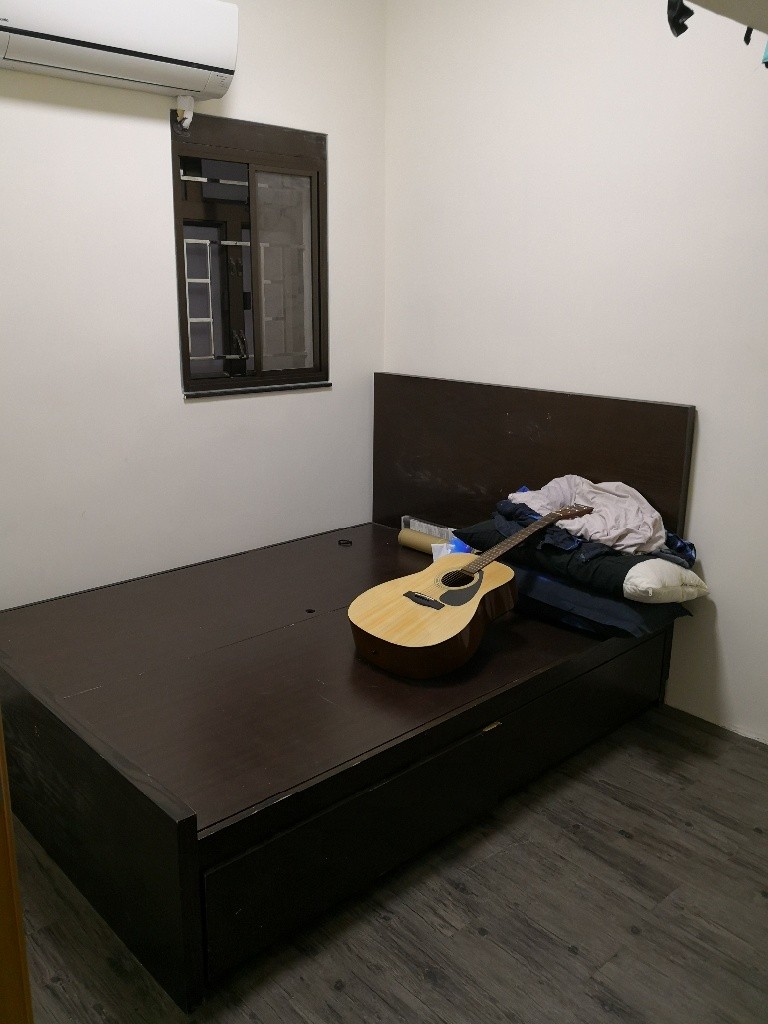 Spare room available in village house  - 元朗 - 房間 (合租／分租) - Homates 香港