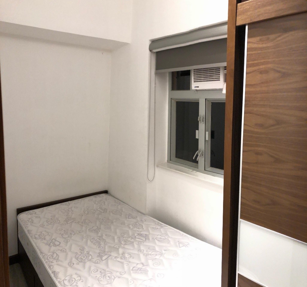 Move-in ASAP: 1 Bedroom in 3BR Flat in Wan Chai - 灣仔 - 房間 (合租／分租) - Homates 香港