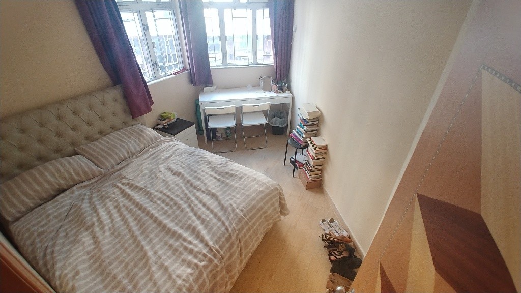 Master Bedroom in Prince Edward Flatshare with balcony and rooftop terrace, 3 mins from PE MTR! - 太子 - 房間 (合租／分租) - Homates 香港