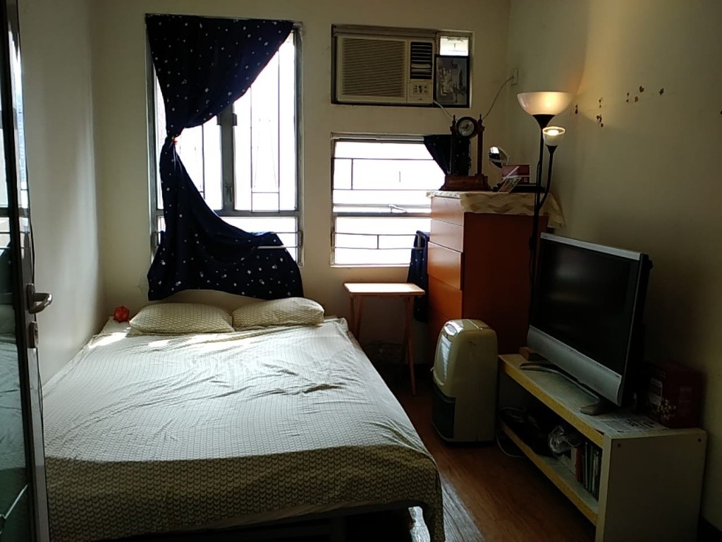 Nice double room near MTR - Tuen Mun - Bedroom - Homates Hong Kong