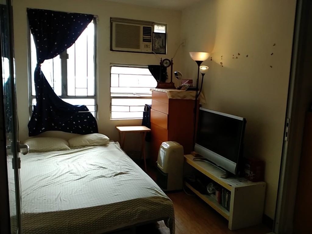 Nice double room near MTR - Tuen Mun - Bedroom - Homates Hong Kong