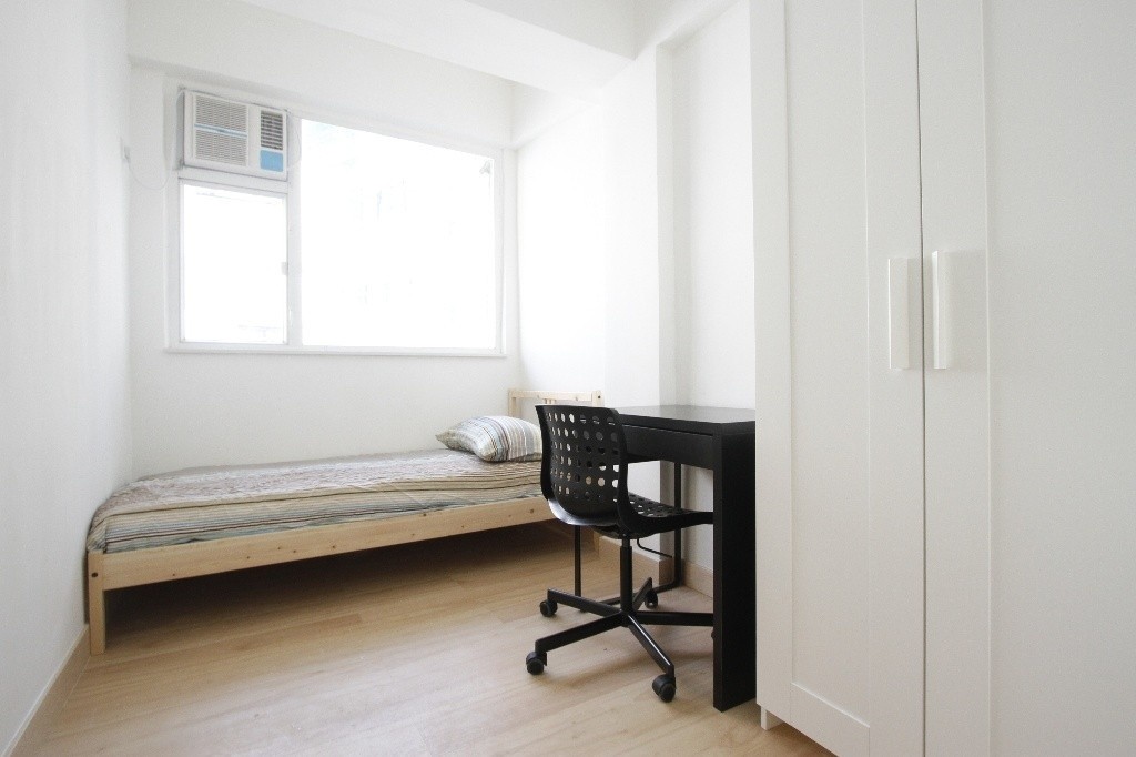 whatsapp 6134 6324 1 Bedroom available in Flatshare 4900 all amenities incuded 2 min walk to Quarry Bay station Cozy and Convenient - 鰂魚涌 - 住宅 (整間出租) - Homates 香港