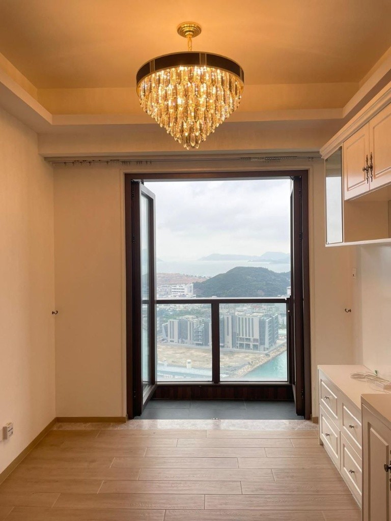 Sea View in 49th floor in  Lohas Park (new Apartment) - Tseung Kwan O - Bedroom - Homates Hong Kong