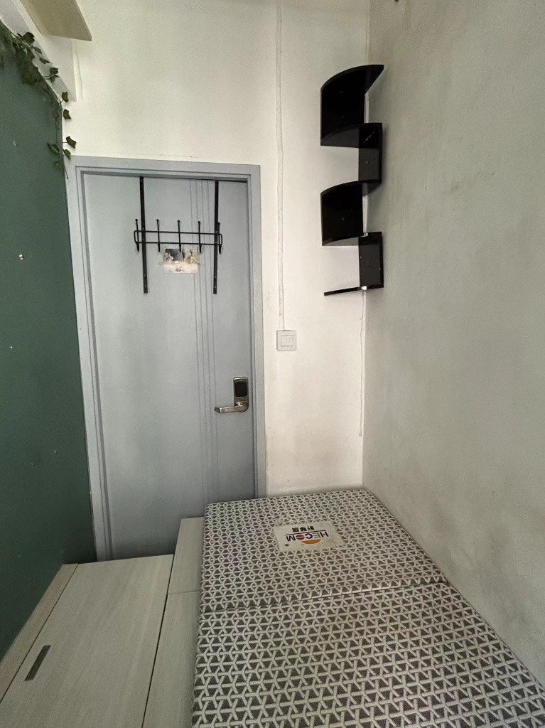 D01Yau Ma Tei Male Coliving space 寳翠大廈 2 mins to MTR  青年共居 - Mong Kok/Yau Ma Tei - Bedroom - Homates Hong Kong