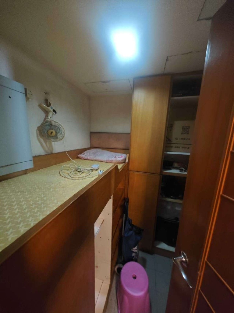  Royal Peninsula block 1 upper level for rent  - Hung Hom/Wham Poa - Flat - Homates Hong Kong