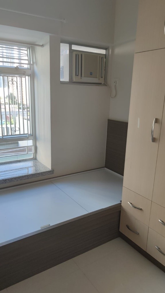 F001 Ma On Shan Centre 9E rm A for male  - Ma On Shan - Bedroom - Homates Hong Kong