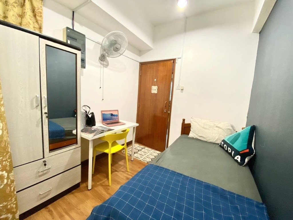 Discover a haven designed for Muslimahs At KL🧕 Privacy, serenity, and convenience await ! 🤙 - Wilayah Persekutuan Kuala Lumpur - Bedroom - Homates Malaysia