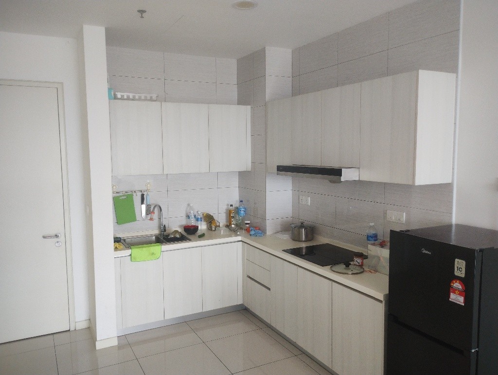 Roommate required at Condominium in Kepong - Selangor - 房间 (合租／分租) - Homates 马来西亚