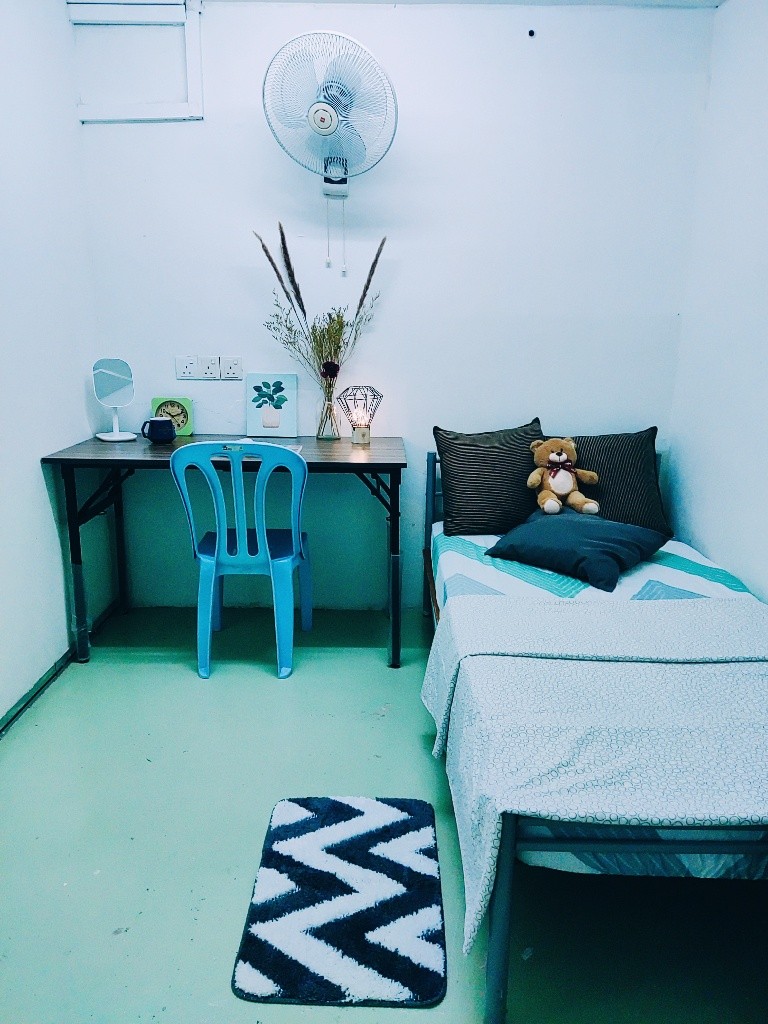 Hostel rooms - partial furnish - convenient location  - Selangor - Flat - Homates Malaysia