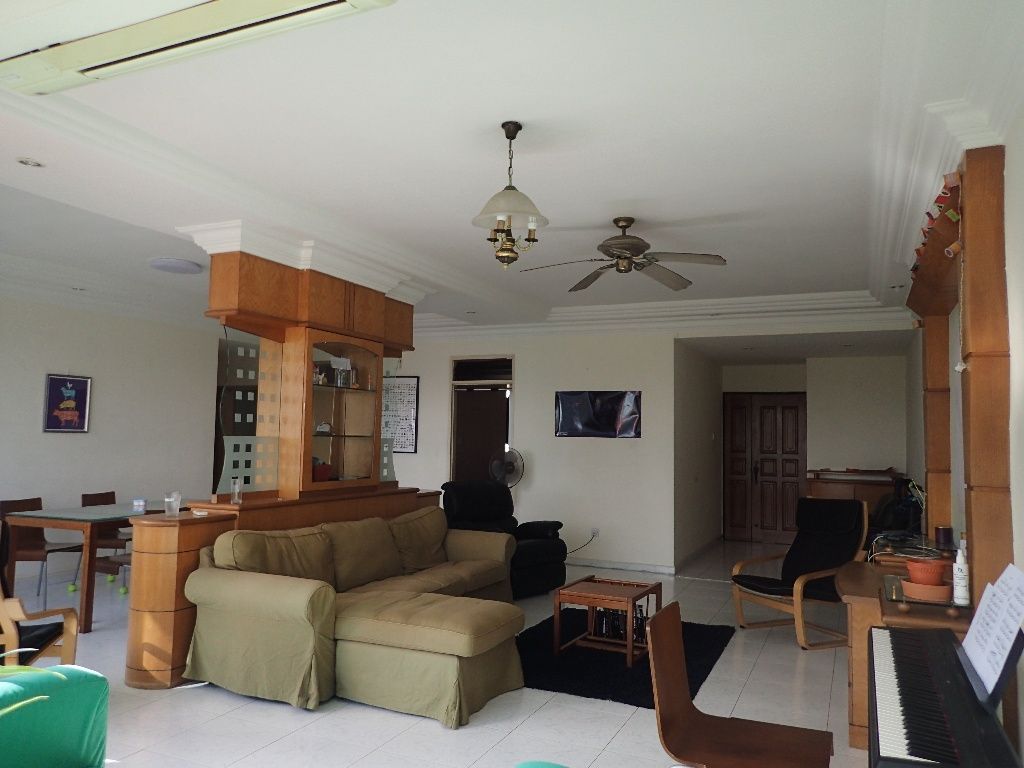 Common room in friendly flatshare near Clementi MRT - Clementi - Flat - Homates Singapore