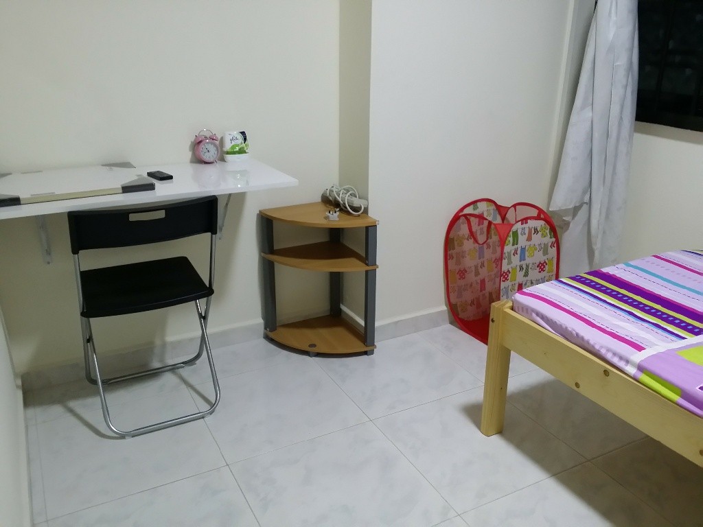 Near Pioneer MRT Common Room for Rent @ 96107306 Jurong West - Boon Lay 文禮 - 分租房間 - Homates 新加坡