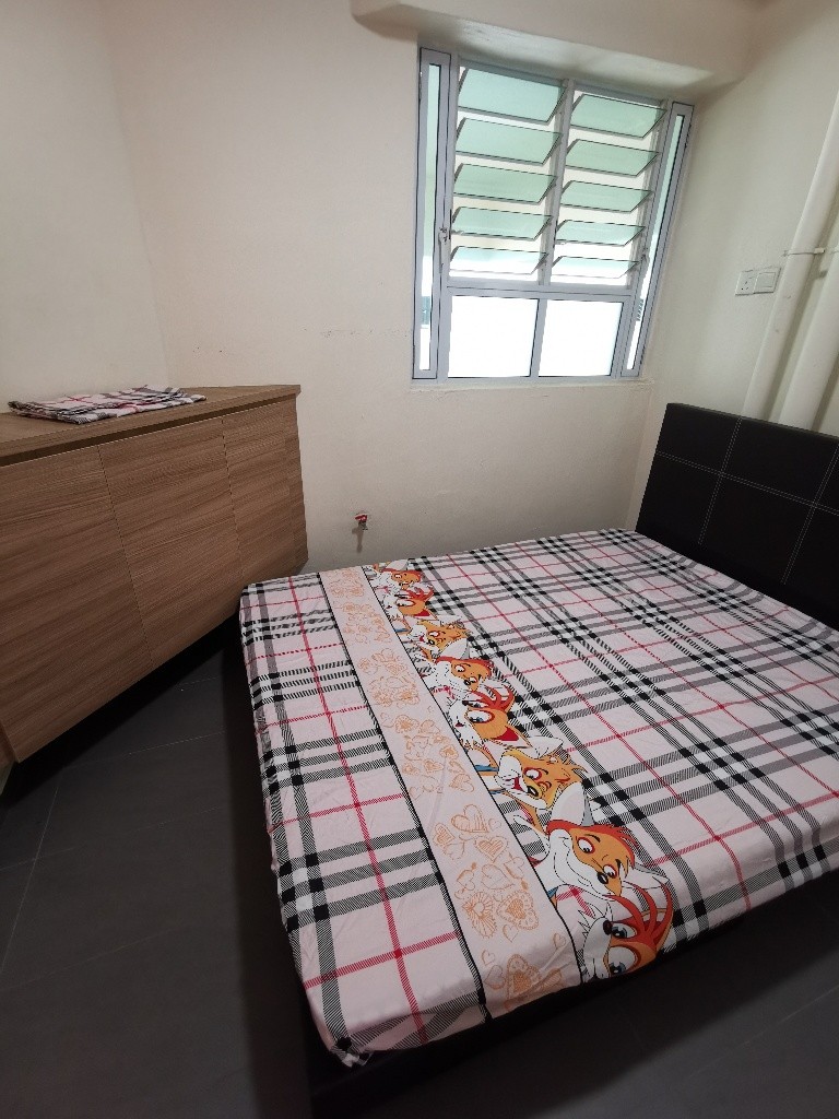 Chinese Garden MRT/Jurong East MRT/Jurong West MRT - Ivory Heights *Available 02 June - Jurong East - Bedroom - Homates Singapore