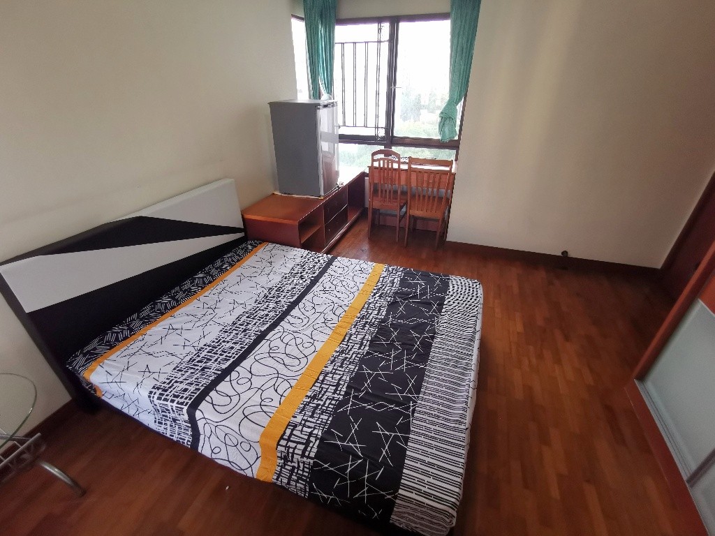 The Mayfair - Master Room/Chinese Garden MRT /Boon Lay / Jurong /  Available 05 November  - Jurong East - Bedroom - Homates Singapore