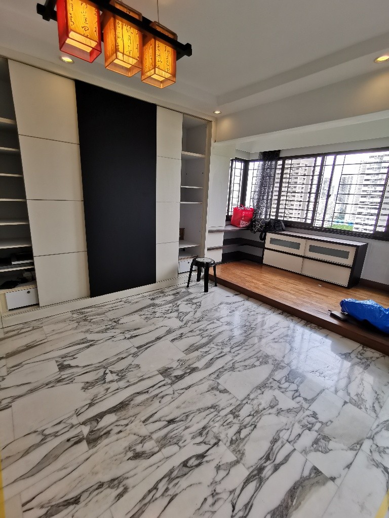 Immediate Available - Braddell View 10B-Master Bed Room/ Swimming pool &amp; gym facilities / Strictly Single Occupancy/no Owner Staying/No Agent Fee/Cooking allowed/With attach Bathroom/Near Brad - Homates Singapore