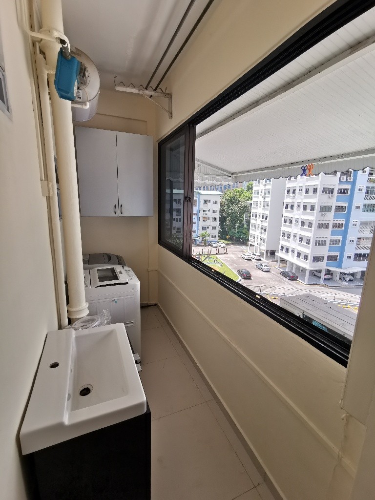 Available  Immediate - Common Room/Strictly Single Occupancy/no Owner Staying/No Agent Fee/Cooking allowed/Near Somerset MRT/Newton MRT/Dhoby Ghaut MRT ________________________________________________ - Homates 新加坡