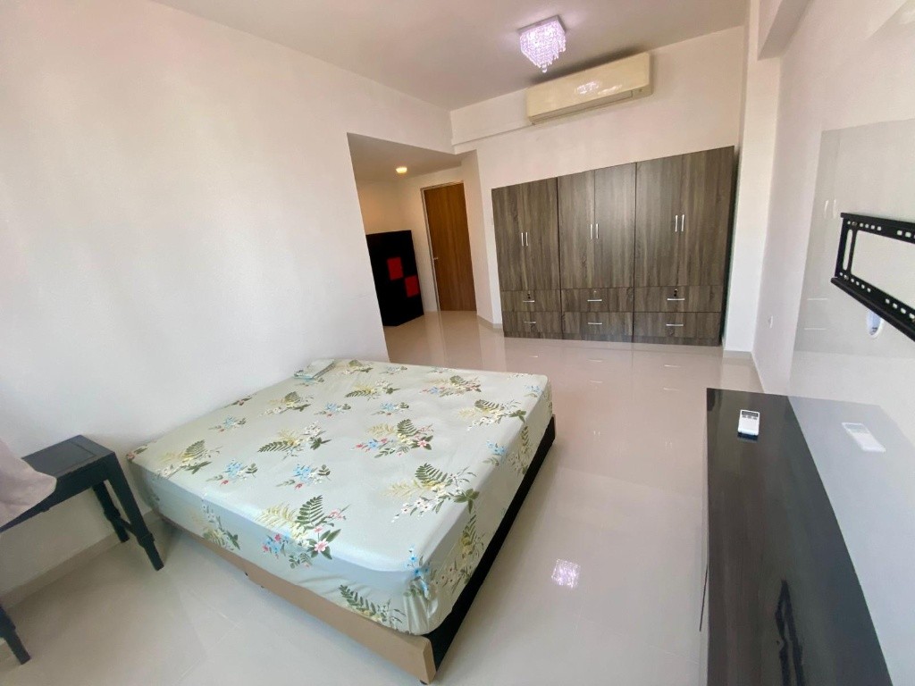 Available Immediate - Common Room/Wifi/Air-con/No owner staying/No Agent Fee/Cooking allowed/Novena MRT  / Toa Payoh MRT / Boon Keng / Thomson MRT  - Toa Payoh - Bedroom - Homates Singapore