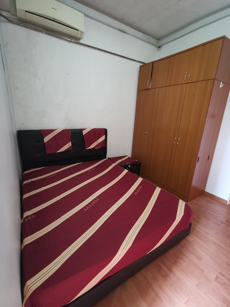 Available 16 Aug  - Common Room/Strictly Single Occupancy/no Owner Staying/No Agent Fee/Cooking allowed/Near Somerset MRT/Newton MRT/Dhoby Ghaut MRT ___________________________________________________ - Homates 新加坡