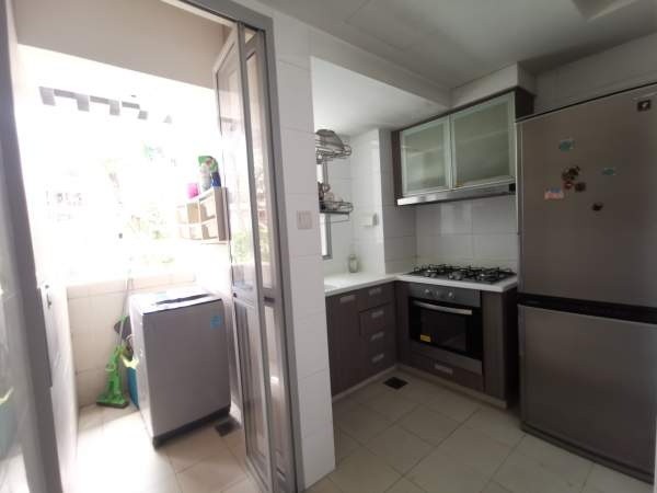 Available Immediate- Common Room/1 or 2 person stay/ Wifi/ Air-con/No owner staying/No Agent Fee/Cooking allowed/Paya Lebar MRT, Dakota MRT - Dakota 達科達 - 分租房间 - Homates 新加坡