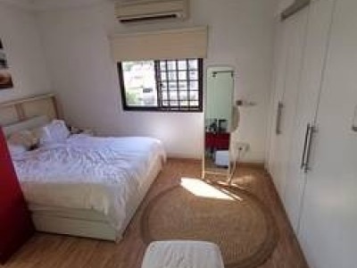 Studio Unit /Walk-Up Apartment/1 Person Stay Only/No Owner Staying/Near Lavender MRT  /Bugis MRT /  Available 16Oct / To be rented as unfurnished unit (all furnishing in photos to be be removed)  - 90C Horne Road Singapore 209084