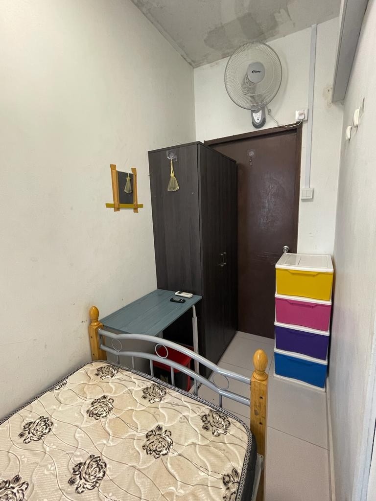 Near Lavender MRT/Nicoll Highway MRT / Bugis MRT/ Single Room/ Available 12 Dec/ No Agent Fee - Kallang - Bedroom - Homates Singapore