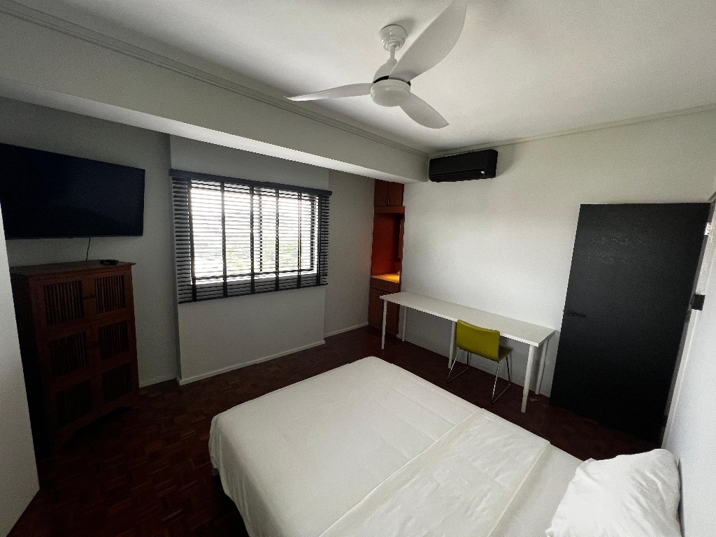 Room for Rent at Bukit Timah - Beauty World - Flat - Homates Singapore